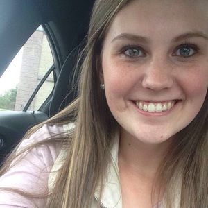 Meet your Posher, Hannah